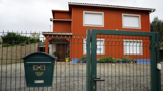 Aqu viva la enfermera del Chuac y su madre, ambas fallecidas en extraas circunstancias.