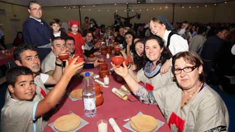 La lluvia oblig a trasladar la cena medieval de 2012 al pabelln