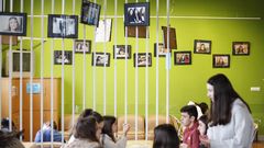 La exposici�n fotogr�fica �Mulleres de Amencer� est� en la sala de los 15 a�os de la asociaci�n. 