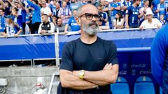 �lvaro Cervera, entrenador del Real Oviedo en el derbi asturiano contra el Real Sporting de Gij�n