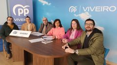 Seis de los concejales del PP, en la rueda de prensa de este sbado