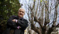 Rodr�guez Lorenzo fue vocal por Esmelle en la junta local de la zona rural de Ferrol. 