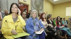 La exdirigente de Vox, Cristina Segu� (izquierda), en un m�tin de su partido.