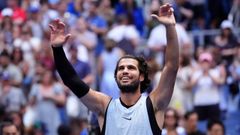Alcaraz celebra su victoria ante Paul en el US Open.
