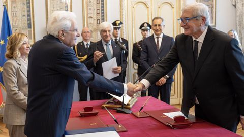 Tommaso Foti, en la toma posesin como nuevo ministro de Asuntos Europeos para suceder a Raffaele Fitto tras su marcha a la Comisin Europea.