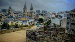 Vista parcial de Lugo desde la muralla romana