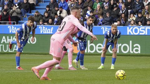 El Alav�s es el equipo con m�s jugadores con pasado del Celta en su plantilla; en la imagen, dos de ellos, Denis Su�rez y Jonny Otto.