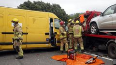 El siniestro se produjo en la V�a do Saln�s, en el l�mite entre Vilanova y Vilagarc�a