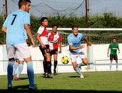 La fijaci�n por no dejar correr el bal�n en los pies rivales le vali� al Vilalonga el control del partido.