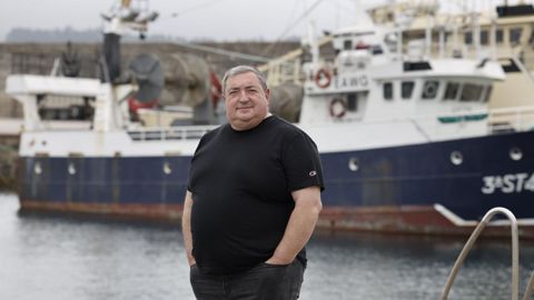 <span lang= gl >Francisco Javier Alonso Vidal, na imaxe, no porto de Celeiro, faenou toda a vida�nos caladoiros do Gran Sol</span>