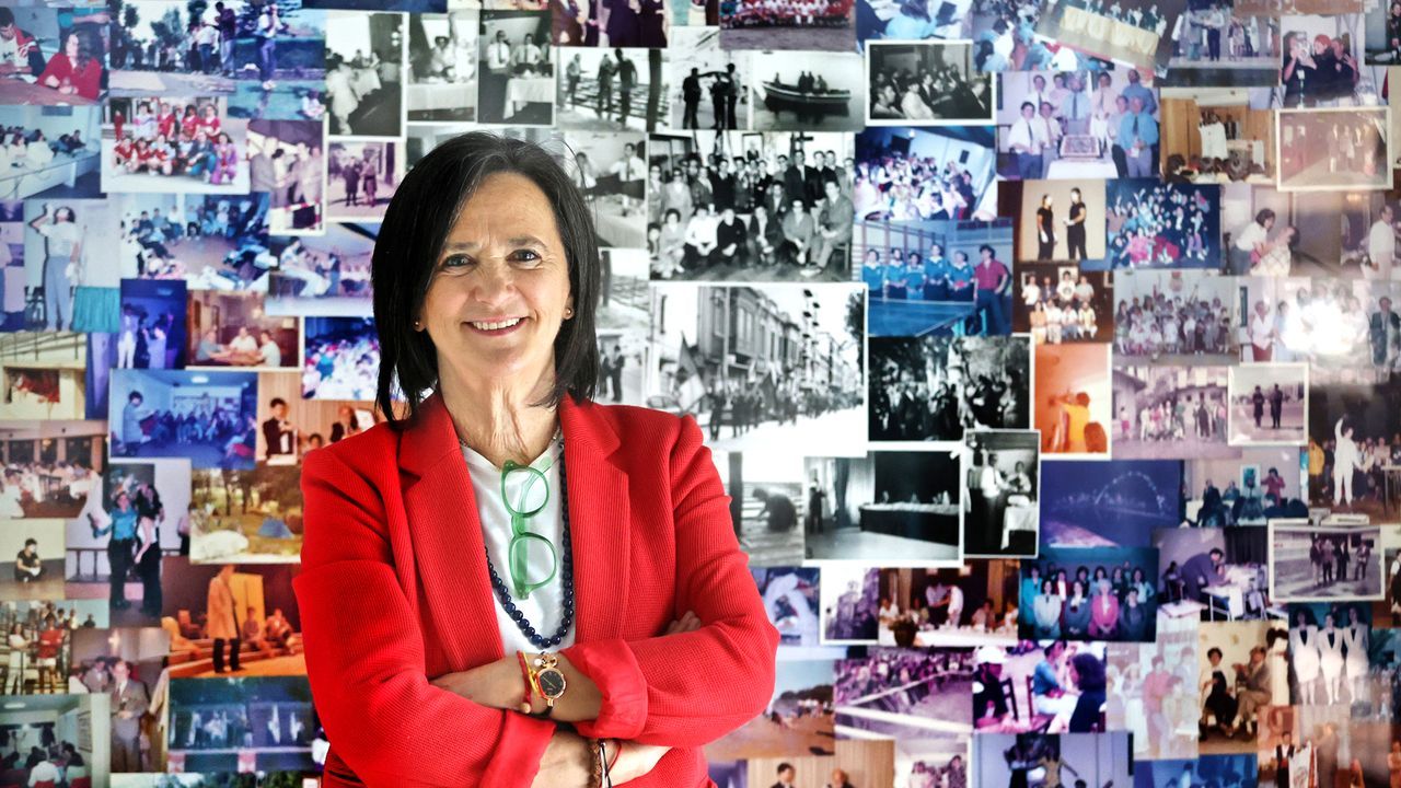 Tane González, mediadora comunicativa entre sordos y oyentes: «Hay gente que se escapa cuando te pregunta algo y ve que no oyes»