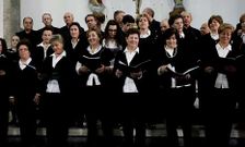 El Concello firmar� convenios con la coral y Bico da Balouta para incrementar las actuaciones.