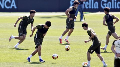 Jugadores del Celta Fortuna, en un entrenamiento de esta semana.