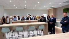 Tom� y concejales del grupo de gobierno en la inauguraci�n de las instalaciones