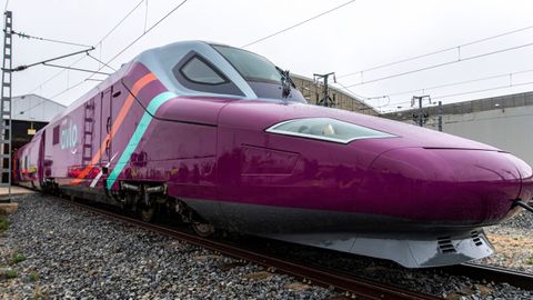 Renfe presenta AVLO, su nuevo AVE de bajo coste