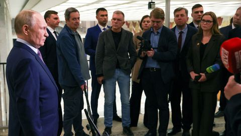 Vladimir Putin, durante su reuni�n con los periodistas.