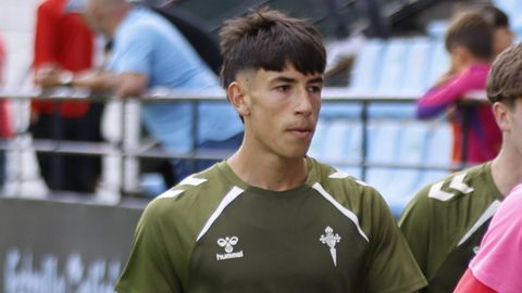 Ianis Tarba, en un partido de la presente temporada del Celta Fortuna en Barreiro.