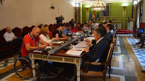 Pleno en el Ayuntamiento de Oviedo