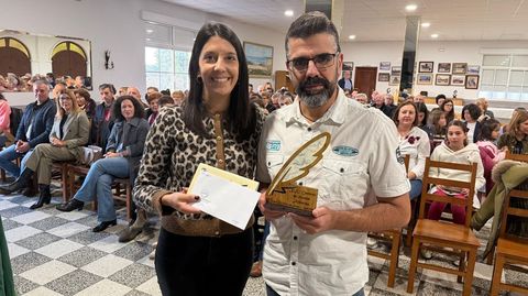 <span lang= gl >Manuel Lpez Rodrguez recogi en noviembre un premio en el certamen Albariza de Artes</span>