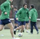 Adri�n Cruz, durante una reciente sesi�n de entrenamiento en Aneiros. 