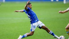 Nahuel Leiva durante el Oviedo-Espanyol