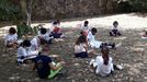 En el colegio Sagrado Corazon de Celanova algunas de las clases se dan en la huerta, siguiendo las indicaciones de los expertos de aprovechar el m�ximo el exterior
