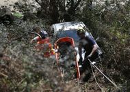 Las labores de rescate de la conductora se extendieron a lo largo de dos horas. 
