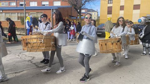 Desfile de los pequeos de Trives 