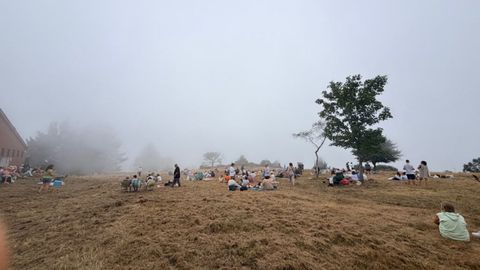 La cima de Nuestra Se�ora del Viso, con una espesa niebla en el momento del eclipse