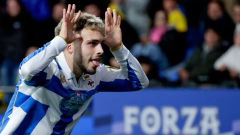 David Mella celebra un gol