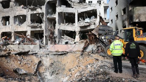 Lugar del impacto de un misil iran� en Tel Aviv, en Israel 