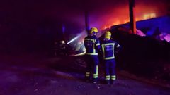 Incendio en una nave de Vilamar�n