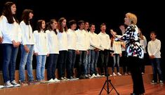 El Coro de Voces Brancas comparti� escenario con otras tres agrupaciones.