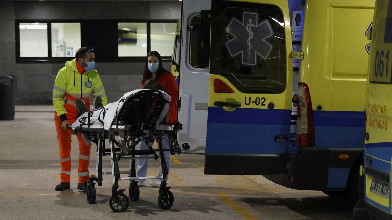 Los hospitales de Vigo reservan 55 camas sin usar a la espera de otro pico de la gripe