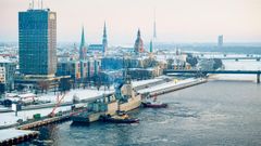 Fragata Almirante Juan de Borb�n atracada en el puerto de Riga, en Letonia. 