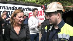 La diputada Delia Campomanes (IU) y el representante de los mineros de Mina Miura, Jos� Mar�a P�rez. 