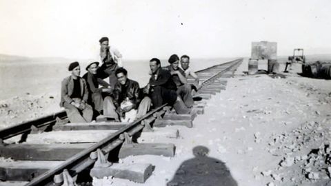 Espa�oles en la v�a del ferrocarril transahariano, en Bouarfa (protectorado franc�s de Marruecos). Entre 12.000 y 20.000 fueron recluidos en campos de trabajo en el norte de �frica cuando huyeron de Espa�a tras la Guerra Civil