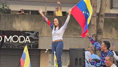 Mara Corina Machado reaparece en Caracas