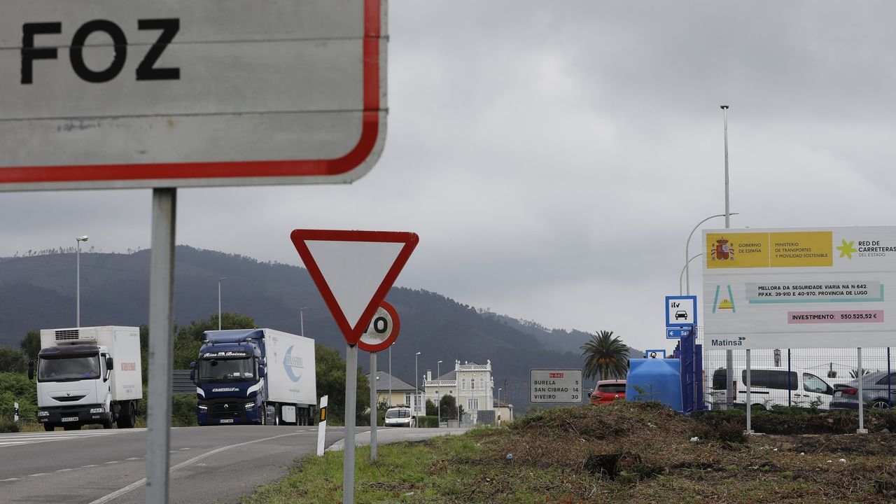 Una colisión múltiple a primera hora de la tarde de este martes en el cruce de Nois-Foz
