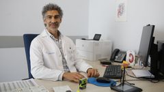 El ur�logo y andr�logo Dar�o Calafiore es responsable de la unidad de Androlog�a y Cirug�a reconstructiva del HULA y desarrolla su actividad privada en la Cl�nica Din�n de Lugo.