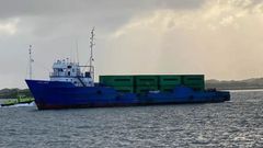 El barco Little Girls fue interceptado a unos mil kil�metros de las islas Canarias con 4.000 kilos de coca�na. El destino final era el puerto de Vigo