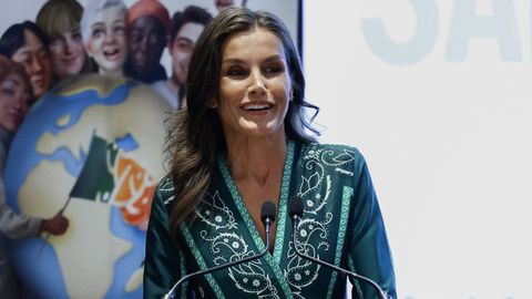 La reina Letizia se atreve a �rapear� por la salud mental