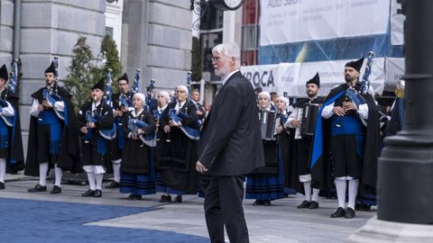 Llegada a la entrega de los Premios Princesa de Asturias 2025