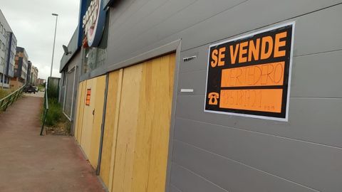 Cartel a la entrada de las instalaciones abandonadas de Soccer World