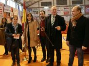 El NOIA volvi� a decidir la balanza. El NOIA, que hizo posible la investidura del socialista Miguel Paz, tambi�n decidi� la balanza para que, el 17 de febrero, el popular Santiago Freire se convirtiera en nuevo alcalde. Lo cierto es que de la moci�n de censura comenz� a hablarse poco despu�s de la constituci�n del gobierno de Paz y casi nadie albergaba dudas de que llegase a prosperar. 
