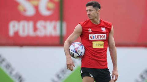 Robert Lewandowski, en un entrenamiento con la selecci�n polaca.