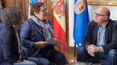 De izquierda a derecha: Luisa L�pez, Mar�a del Carmen Rodr�guez y Jos� Manuel Baltar