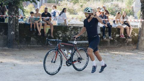 Edicin 2025 del triatln de Allariz, que tuvo que ser duatln por la suspensin de pruebas acuticas y nuticas debido a los incendios forestales.