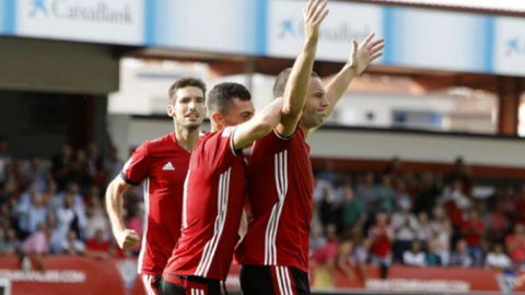 Diego Cervero Mirandes Horizontal.Cervero festeja un gol con el Mirandes