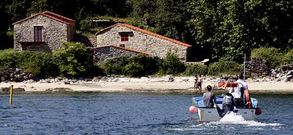 El PSdeG quiere saber qu� piensa hacer la Xunta para potenciar el transporte mar�timo a Cortegada. 